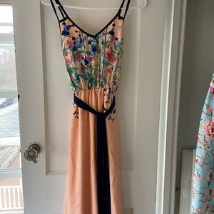 Hello Miss maxi dress. Never worn!